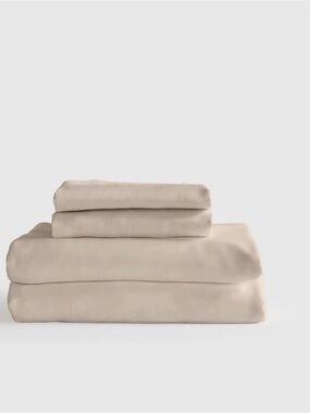NWOT Organic Bamboo Sand King Sheet Set - Retail $144